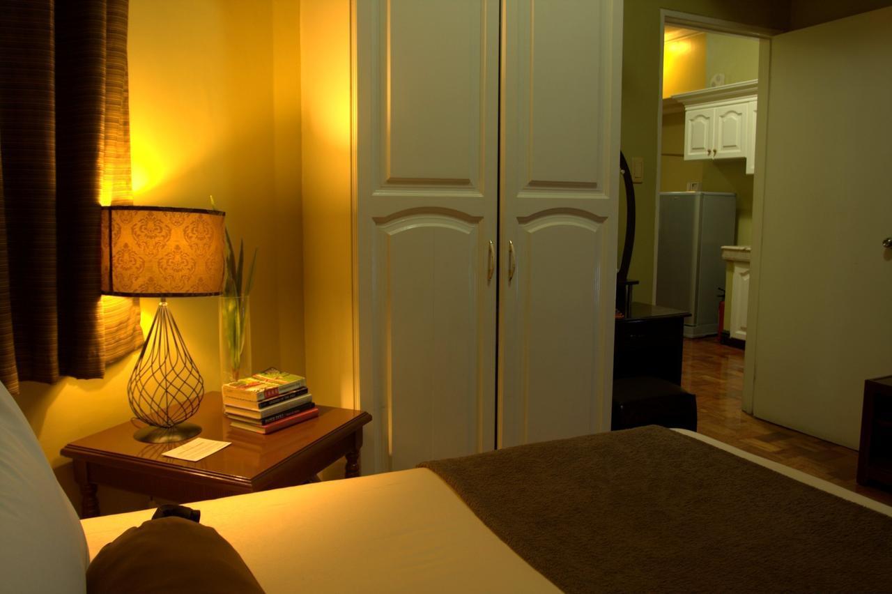 Asian Mansion II Makati City Екстериор снимка