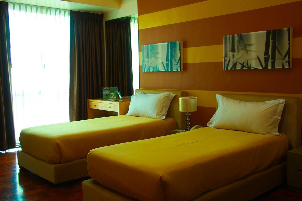 Asian Mansion II Makati City Екстериор снимка