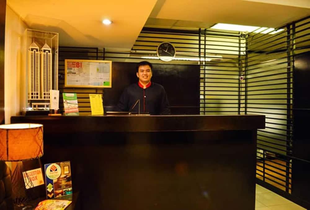 Asian Mansion II Makati City Екстериор снимка